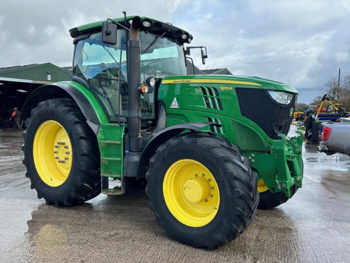 2013 JOHN DEERE 6170 R (HOURS: 6329) - Image 2