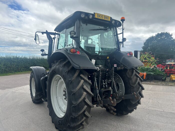 2015 VALTRA N143 HITECH (HOURS: 9098) - Image 4