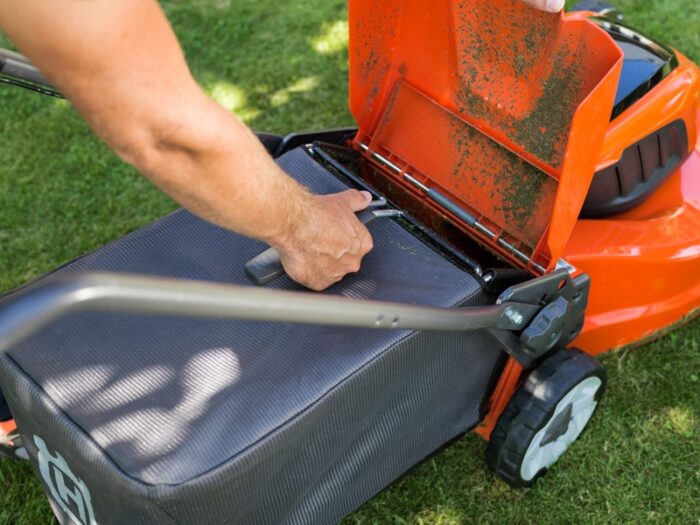 Husqvarna LC347iVX Lawn Mower (Body Only) - Image 4