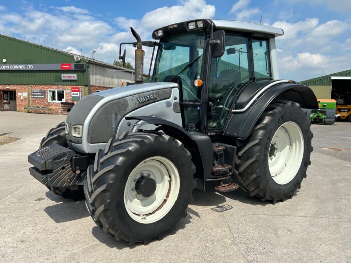 2009 VALTRA N141 HITECH (HOURS: 4516)