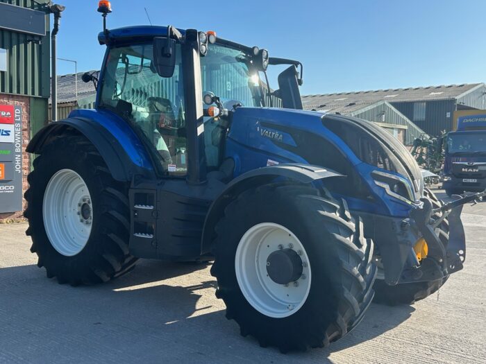 2023 VALTRA T175 ACTIVE (HOURS: 3093) - Image 2