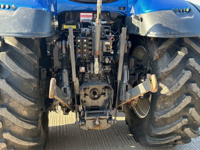 2023 VALTRA T175 ACTIVE (HOURS: 3093) - Image 4