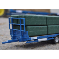 Britains Kane Bale Trailer with Bales - Image 2