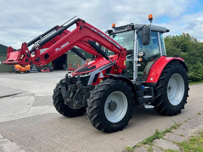 2022 MASSEY FERGUSON 5S 145 (HOURS: 1581)