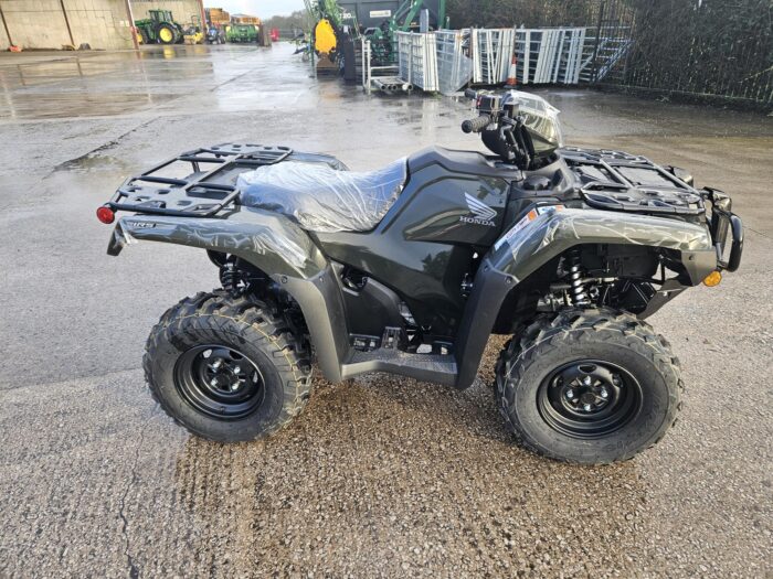 NEW HONDA TRX520FM6 ATV GREEN - Image 2