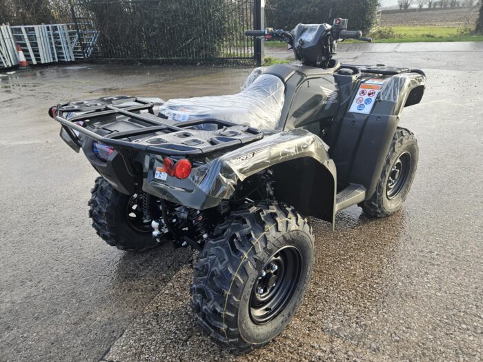 NEW HONDA TRX520FM6 ATV GREEN - Image 11