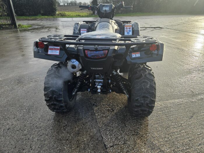 NEW HONDA TRX520FM6 ATV GREEN - Image 10