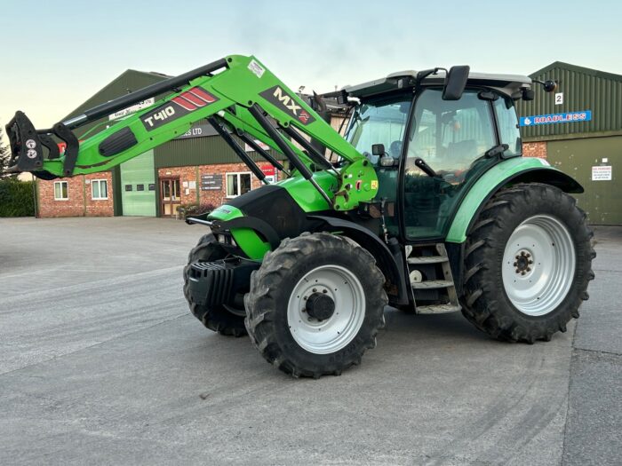 2011 DEUTZ AGROTRON K420 (HOURS: 2776)