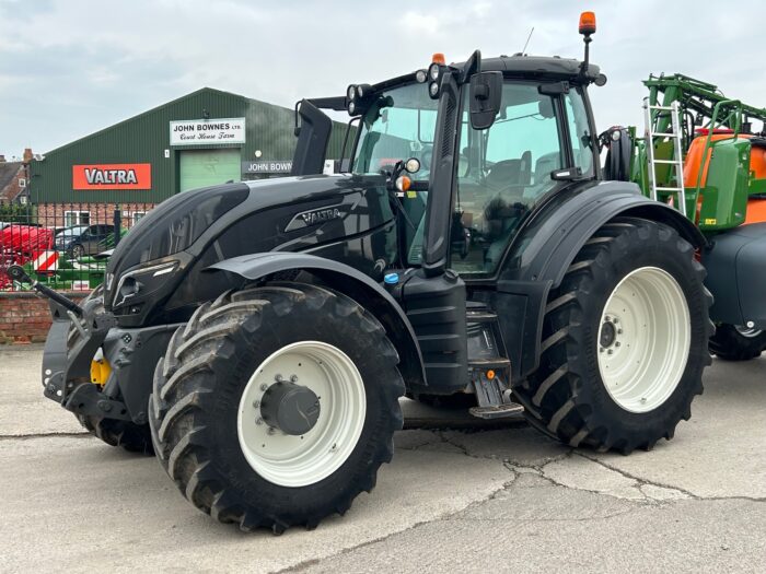 2020 VALTRA T214 DIRECT (HOURS: 3151)