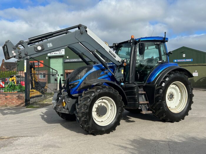 2018 VALTRA T214 DIRECT (HOURS: 5580)