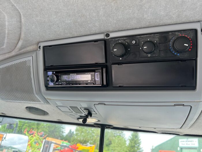 2018 VALTRA T214 DIRECT (HOURS: 5580) - Image 12