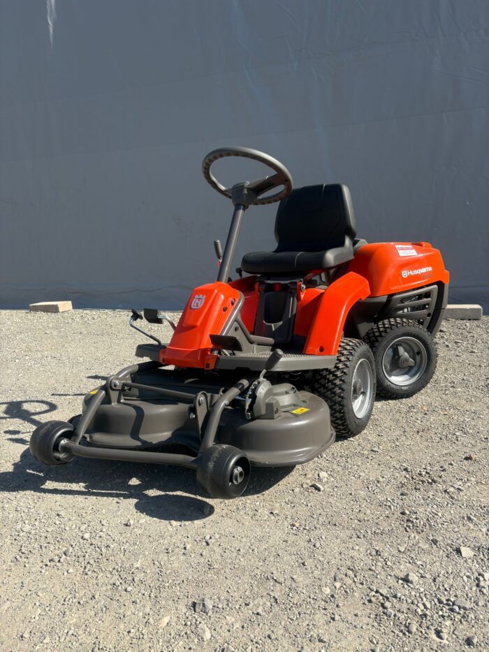 HUSQVARNA R112C RIDER