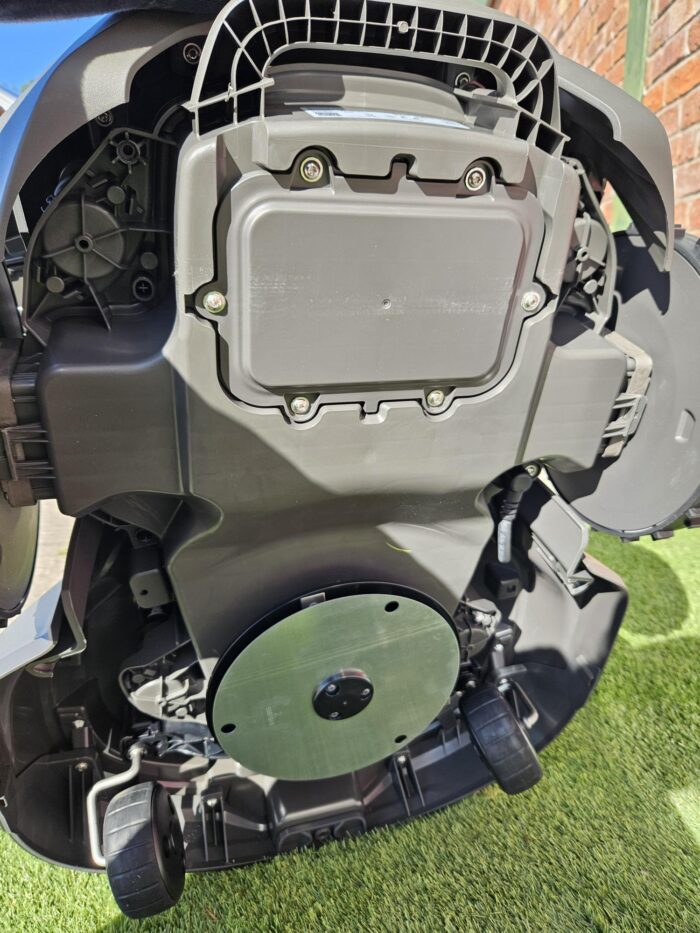 HUSQVARNA 430X NERA AUTOMOWER - Image 3