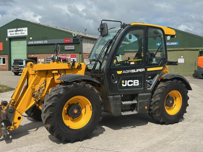 2019 JCB 538-60 AGRI SUPER (HOURS: 11,160)