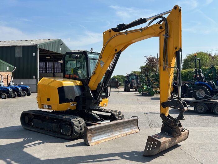 JCB 85Z-2 BUILT 2022 - MODEL YEAR 2023 - Image 2