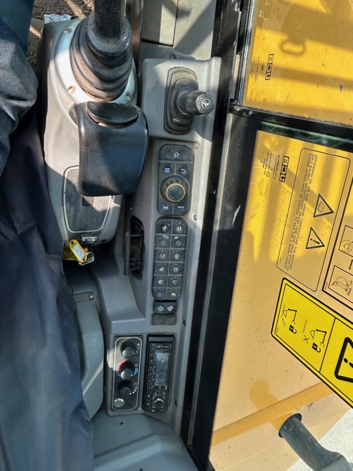 JCB 85Z-2 BUILT 2022 - MODEL YEAR 2023 - Image 7