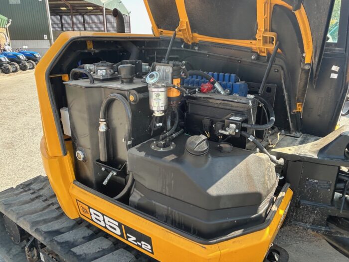 JCB 85Z-2 BUILT 2022 - MODEL YEAR 2023 - Image 8