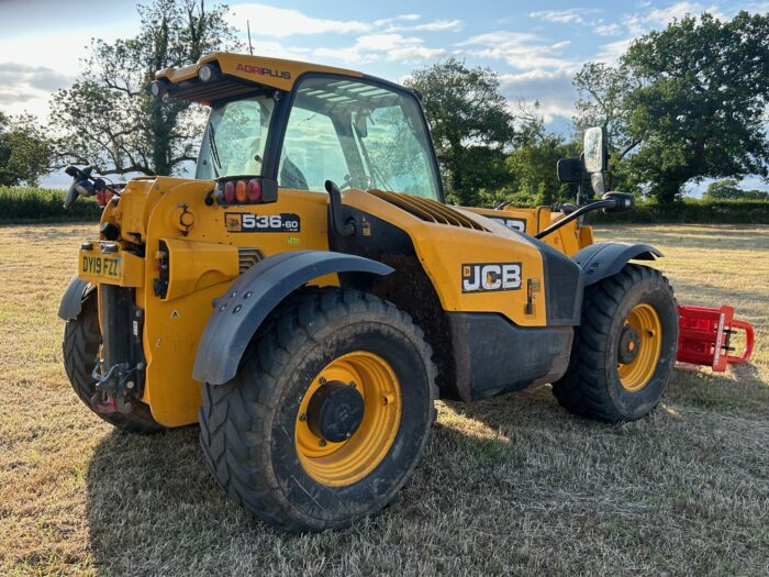 2019 JCB 536-60 AGRI PLUS (HOURS: 5457) - Image 2