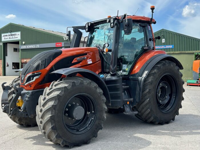 2023 VALTRA T235 DIRECT (HOURS: 1341)