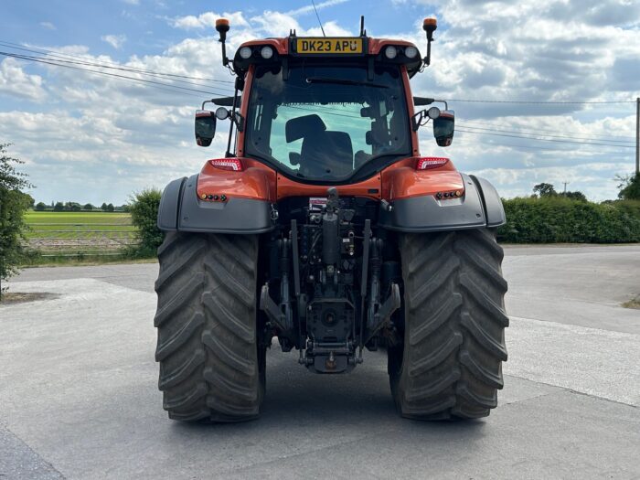 2023 VALTRA T235 DIRECT (HOURS: 1341) - Image 3