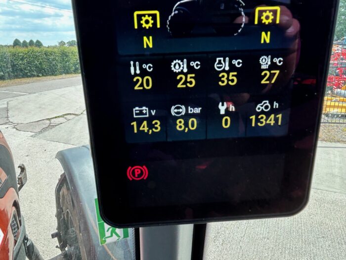 2023 VALTRA T235 DIRECT (HOURS: 1341) - Image 7