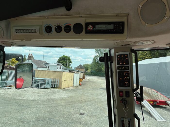 2015 MASSEY FERGUSON 6616 (HOURS: 5877) - Image 12