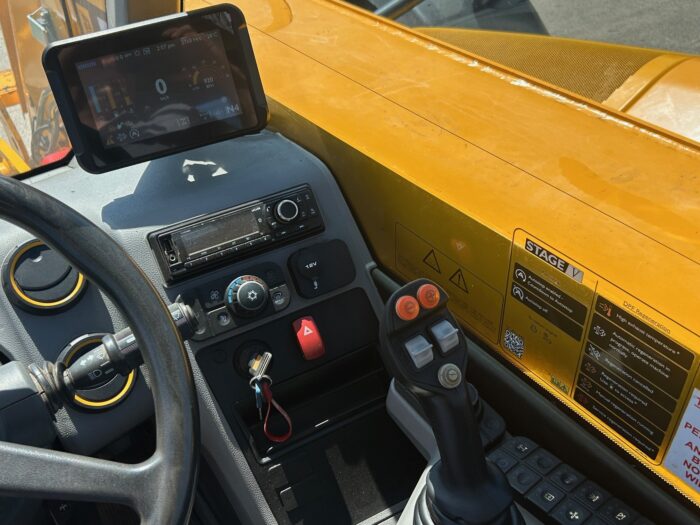 2021 JCB 542-70 AGRI XTRA (HOURS: 2768) - Image 6