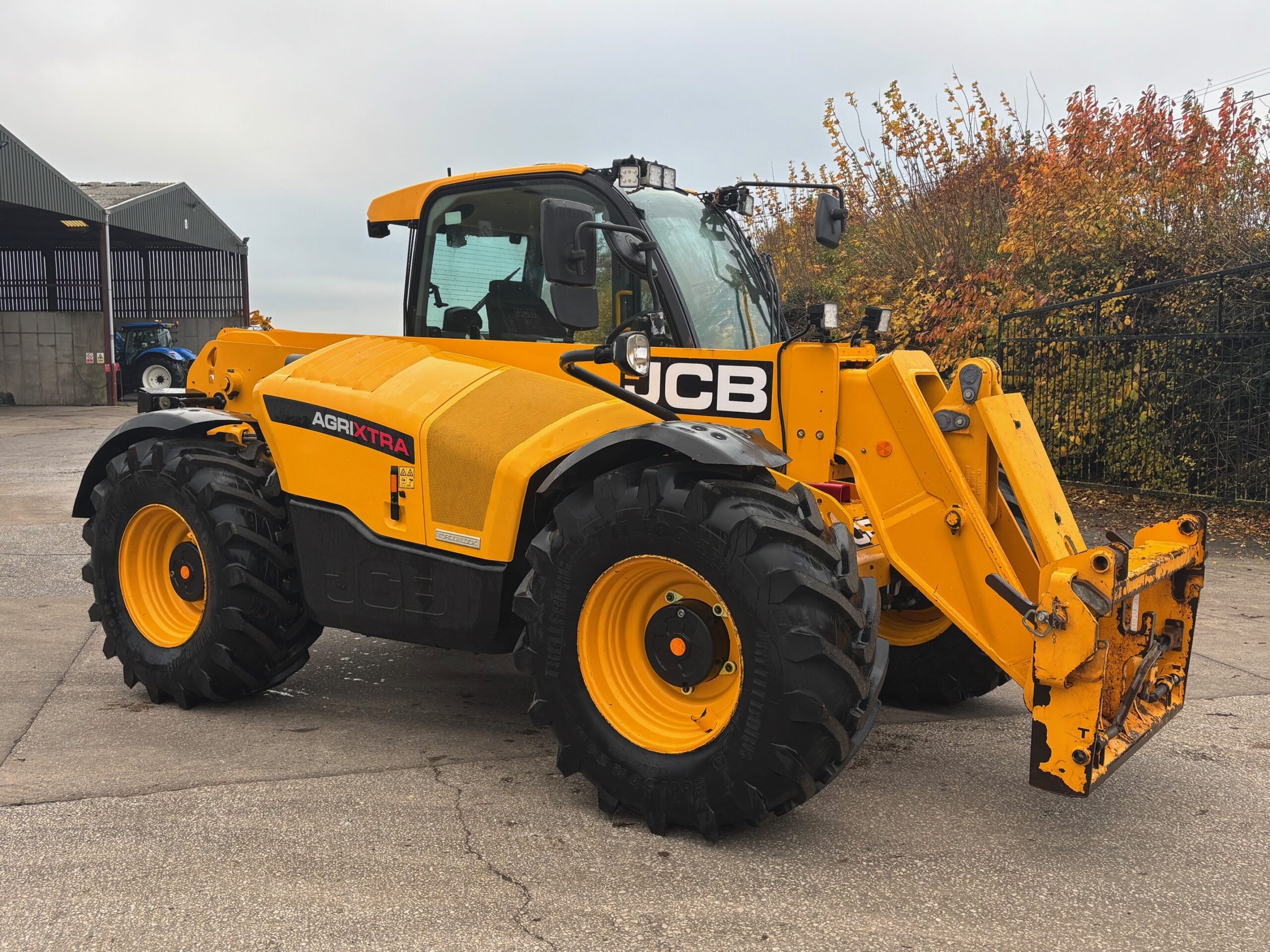 2021 JCB 542-70 AGRI XTRA (HOURS: 2799) - Image 2
