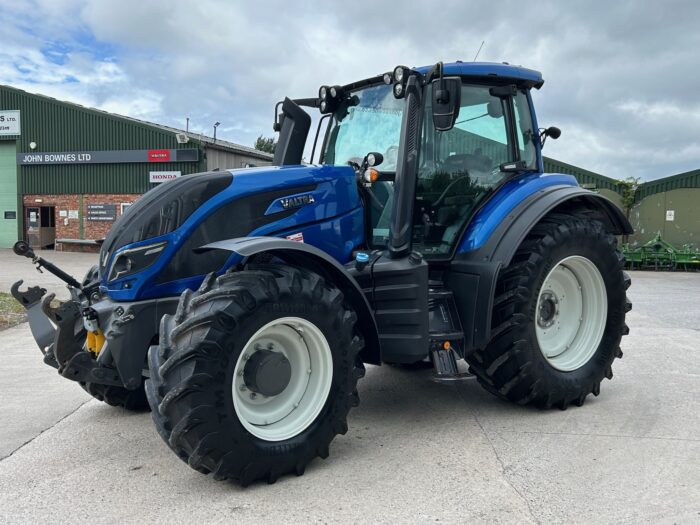 2021 VALTRA T175 ACTIVE (HOURS: 859)