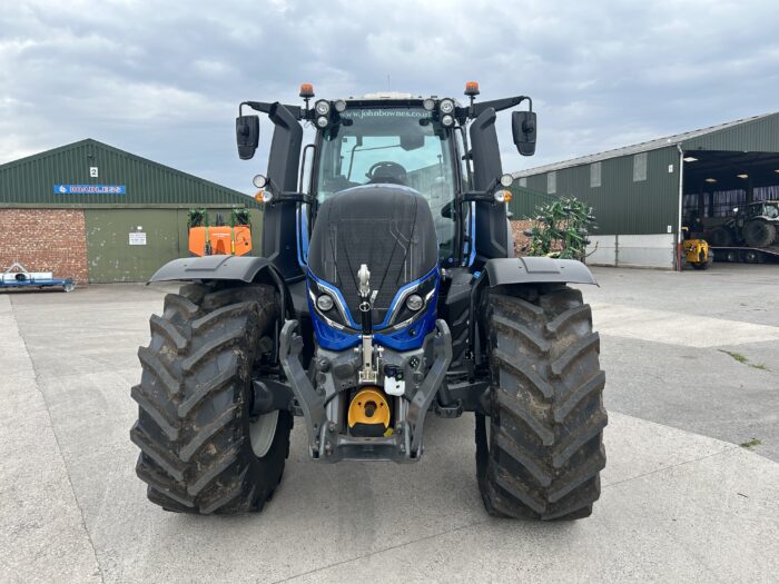 2025 VALTRA T195 DIRECT (HOURS: 49) - Image 3