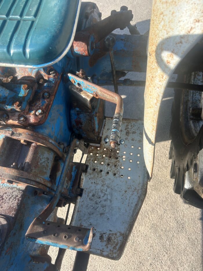VERY RARE ROADLESS 46 BASED ON FORD 3000 - Image 6