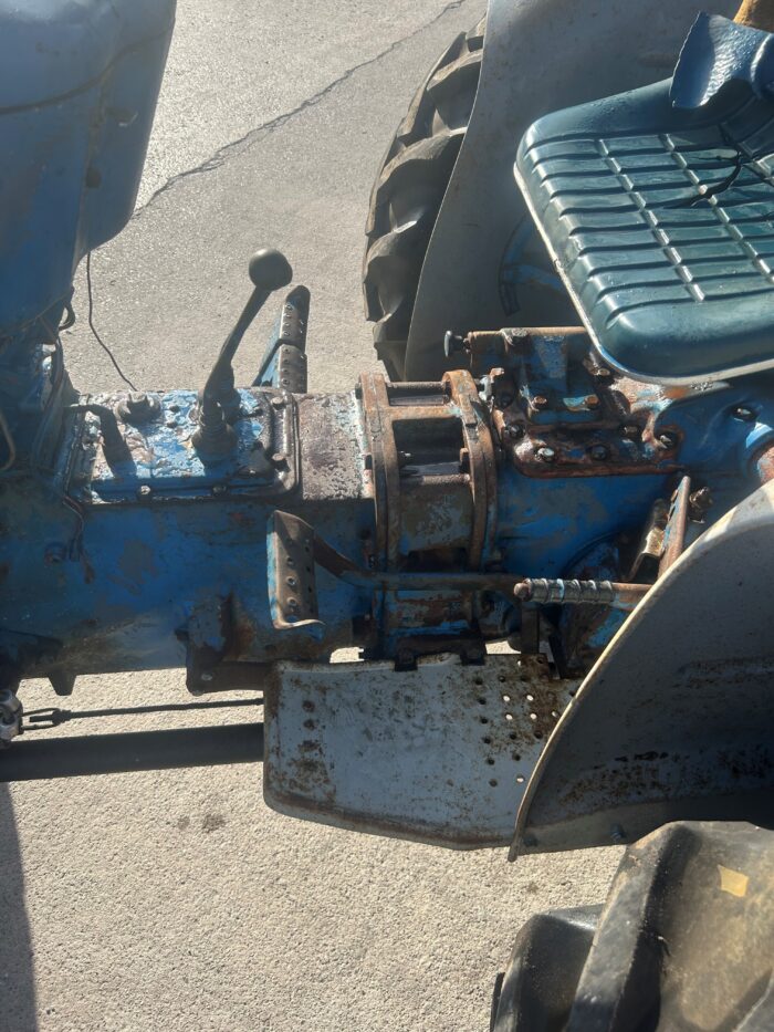 VERY RARE ROADLESS 46 BASED ON FORD 3000 - Image 7