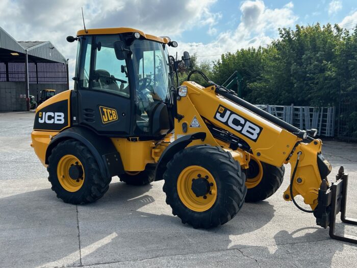 2011 JCB TM220 AGRI - Image 2