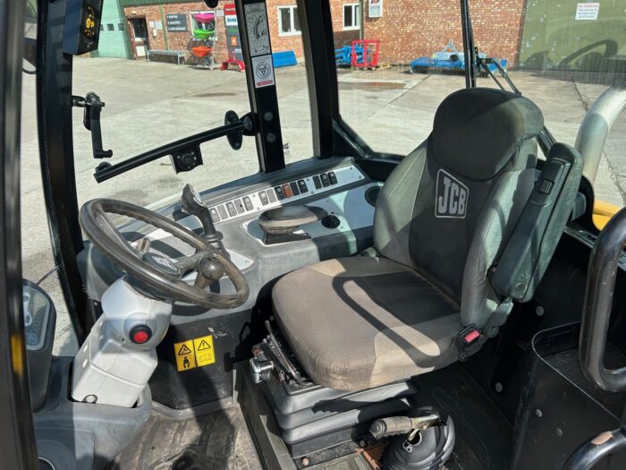 2011 JCB TM220 AGRI - Image 8