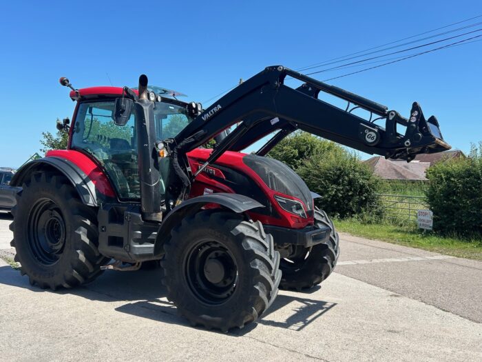 2015 VALTRA T144 ACTIVE (HOURS: 6524) - Image 2