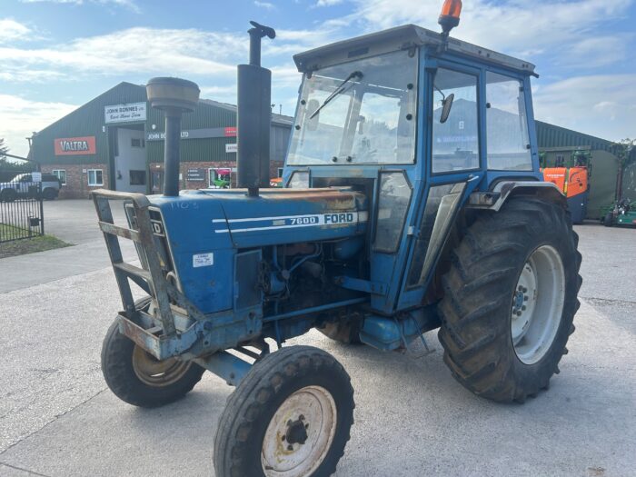 1981 FORD 7600