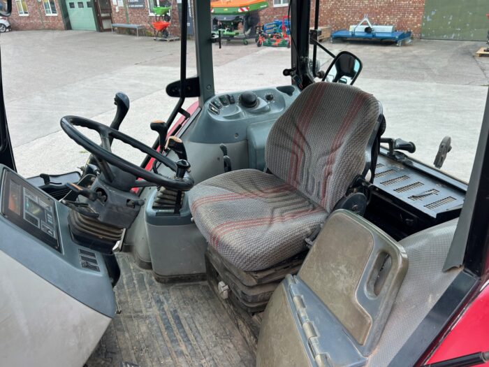 2004 MCCORMIC CX95 XTRA (HOURS: 8269) - Image 6