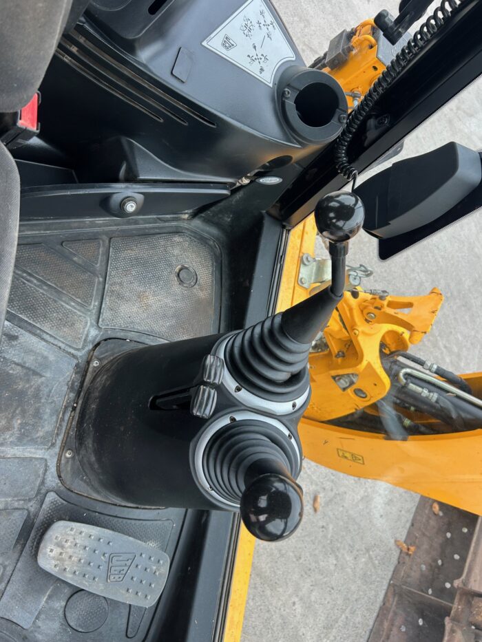 2010 JCB 3CX (11010410) - Image 13