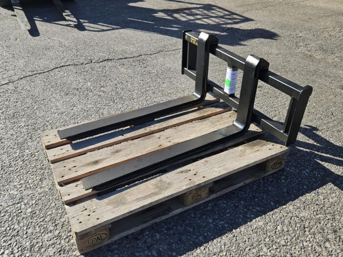 SOLIS 26 0.5T PALLET FORKS - Image 3