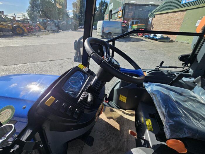 NEW SOLIS 26HST CAB - Image 4