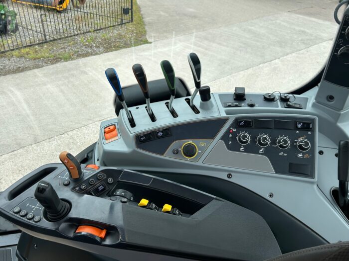 2023 VALTRA T175 ACTIVE (HOURS: 2791) - Image 8
