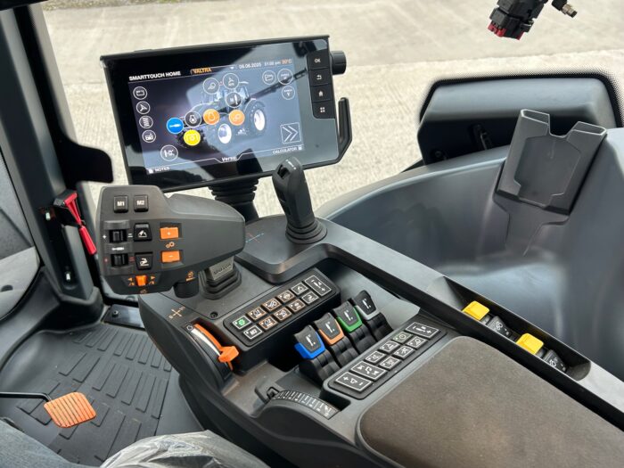 2024 VALTRA T255 VERSU    (HOURS: 77) - Image 7