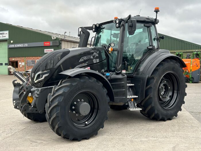 2024 VALTRA T195 DIRECT (HOURS: 115)