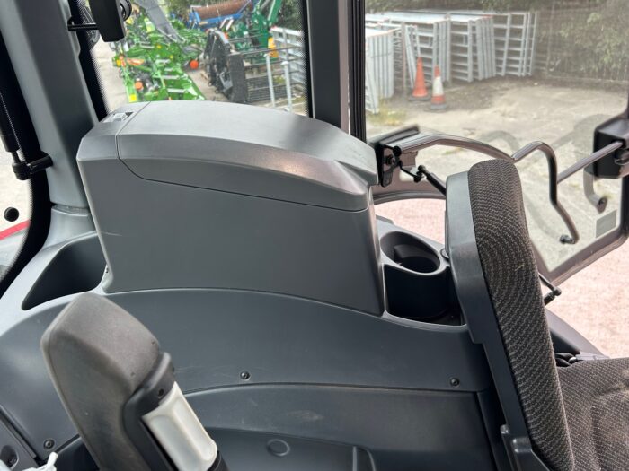 2024 VALTRA T195 DIRECT (HOURS: 115) - Image 12