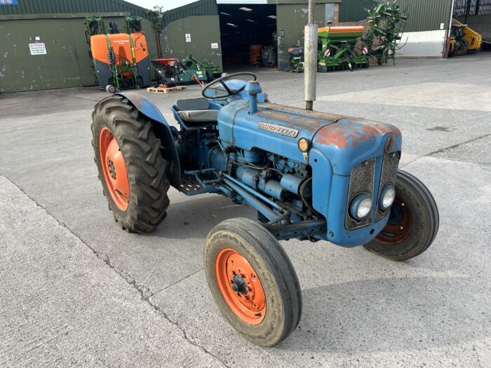 1961 Fordson Dexta - Image 2