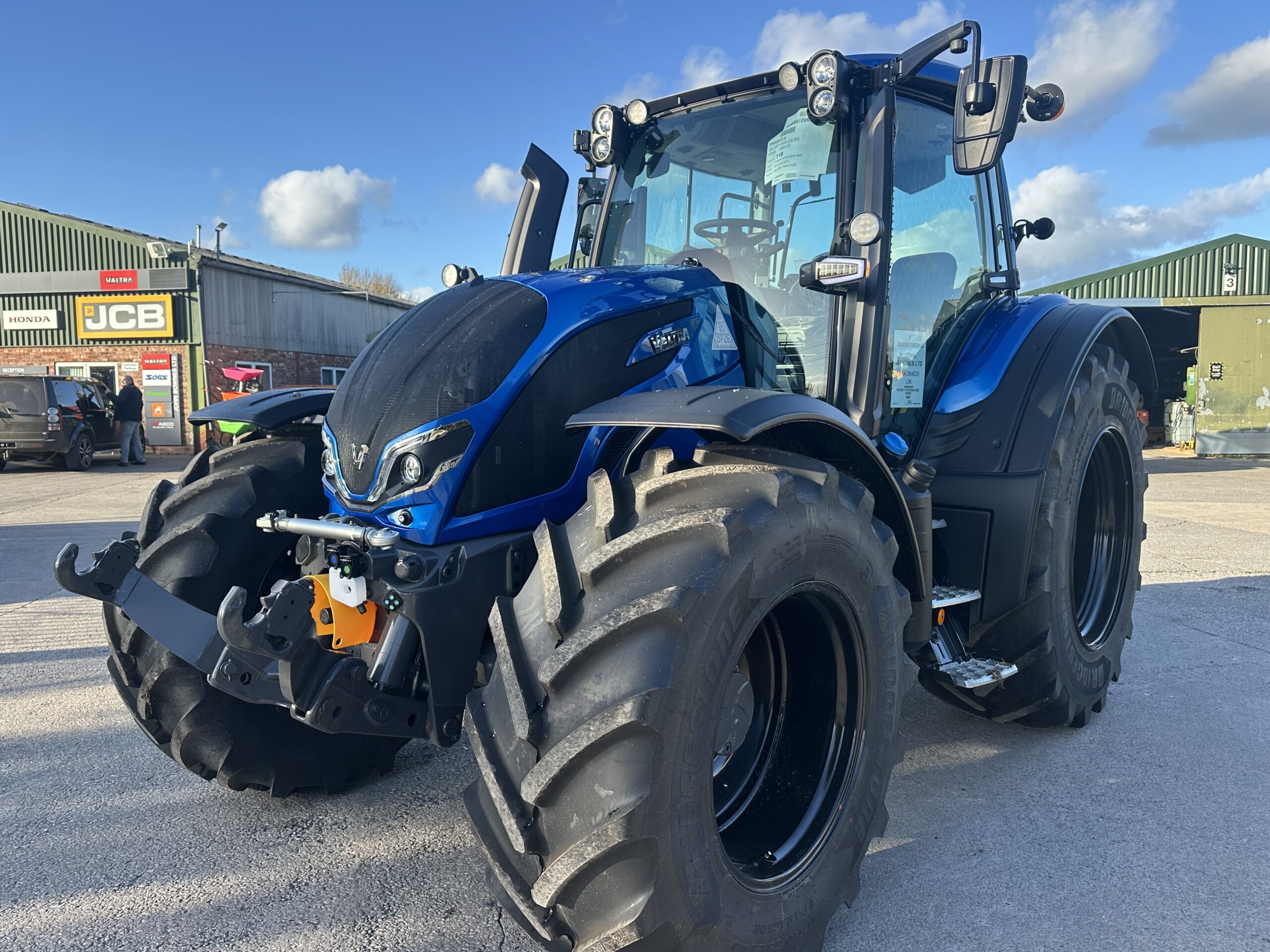 NEW VALTRA N175 VERSU METALLIC BLUE - Image 8