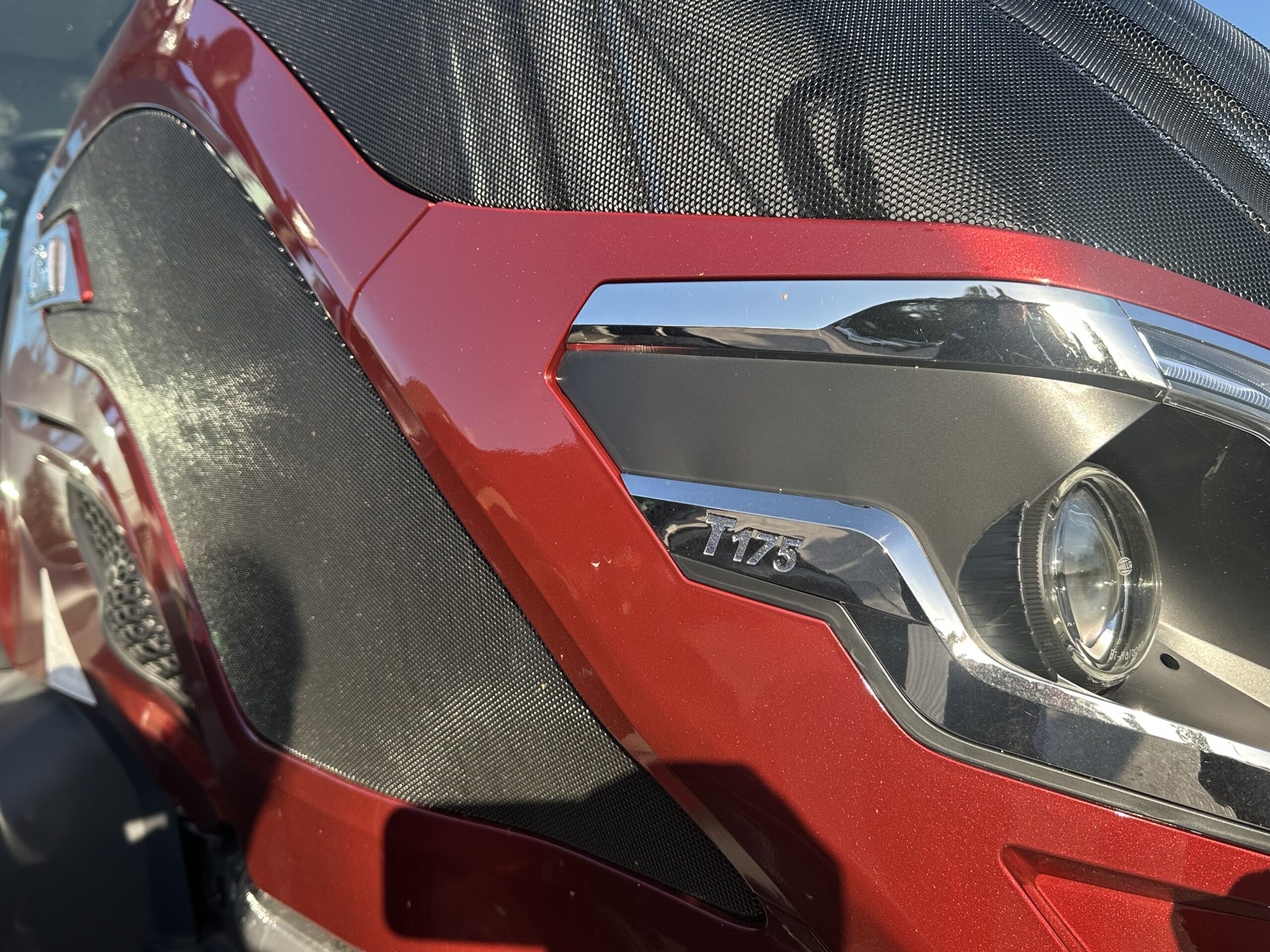 NEW VALTRA T175 ACTIVE METALLIC RED - Image 5