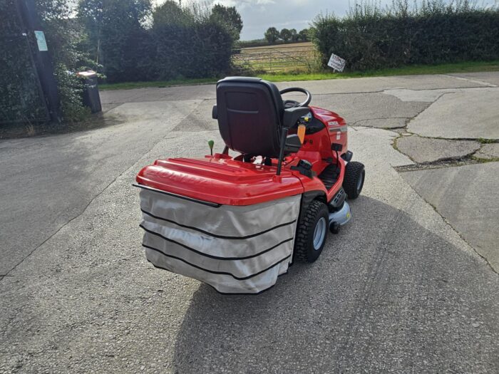 HONDA HF2417HME RIDEON MOWER - Image 6