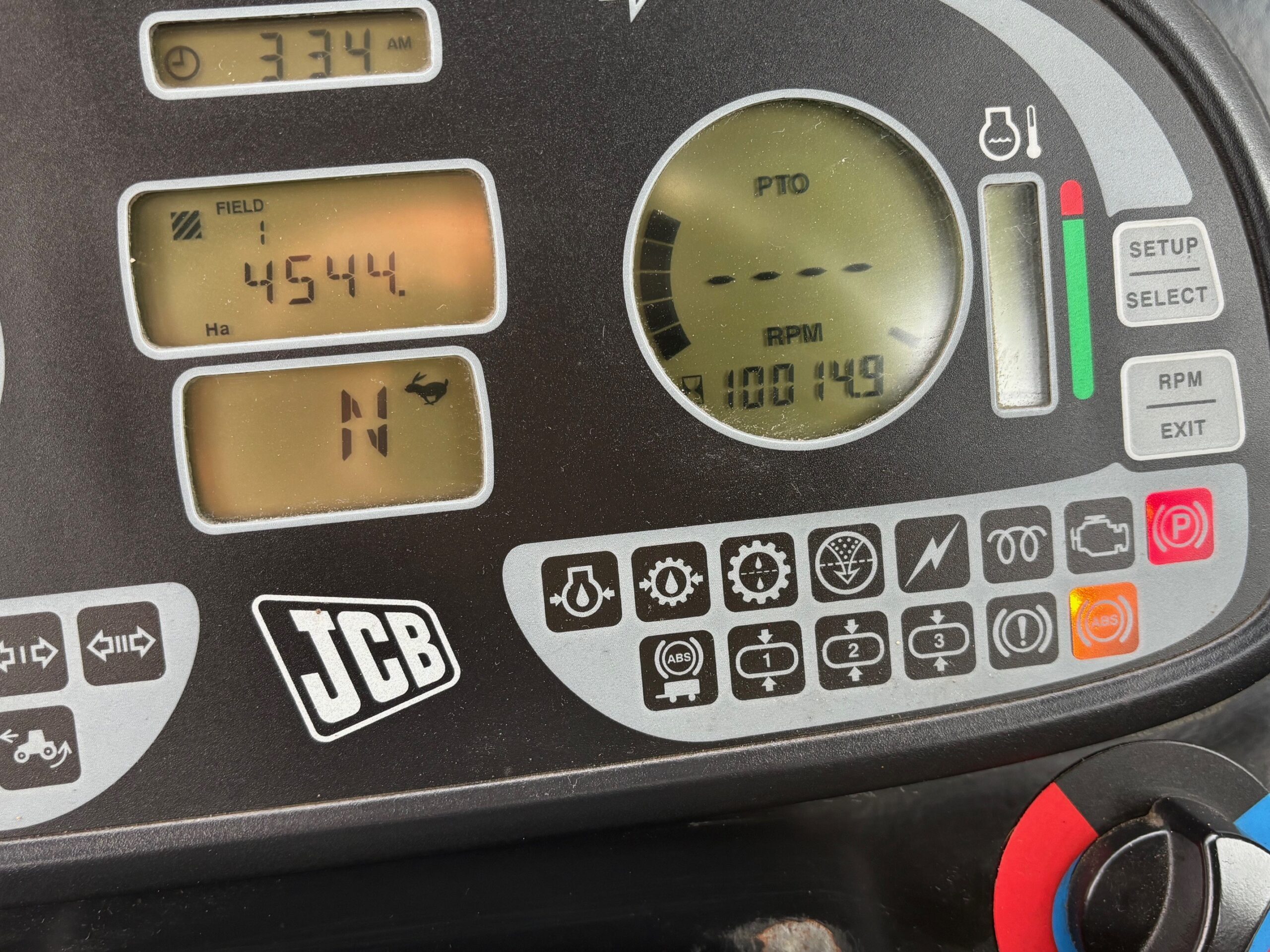 2011 JCB FASTRAC 2155 (HOURS: 10,015) - Image 8