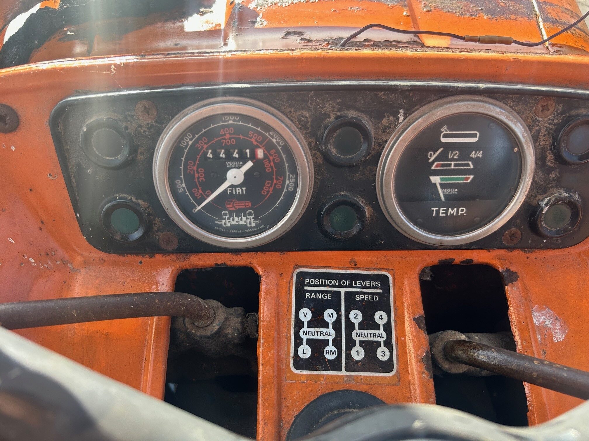 1975 FIAT 850 - Image 8